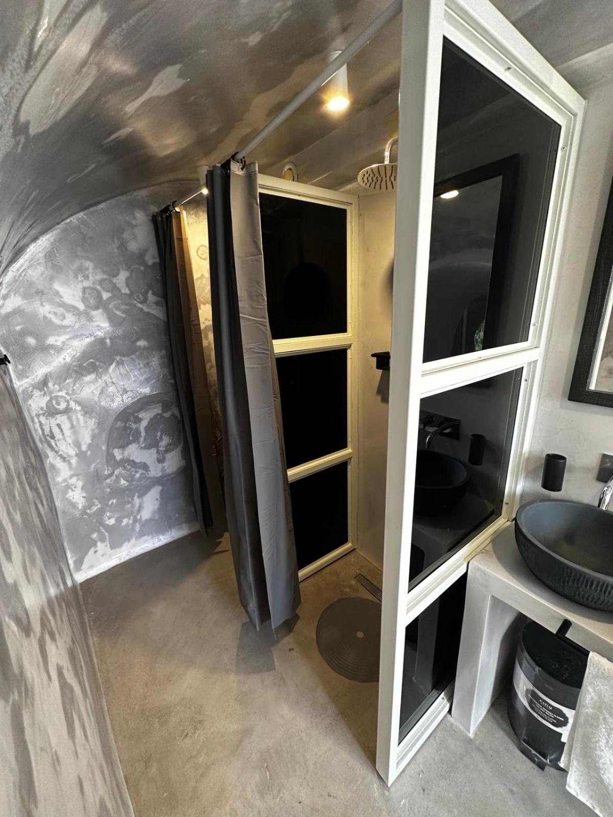 Hostel 16 Oia المظهر الخارجي الصورة
