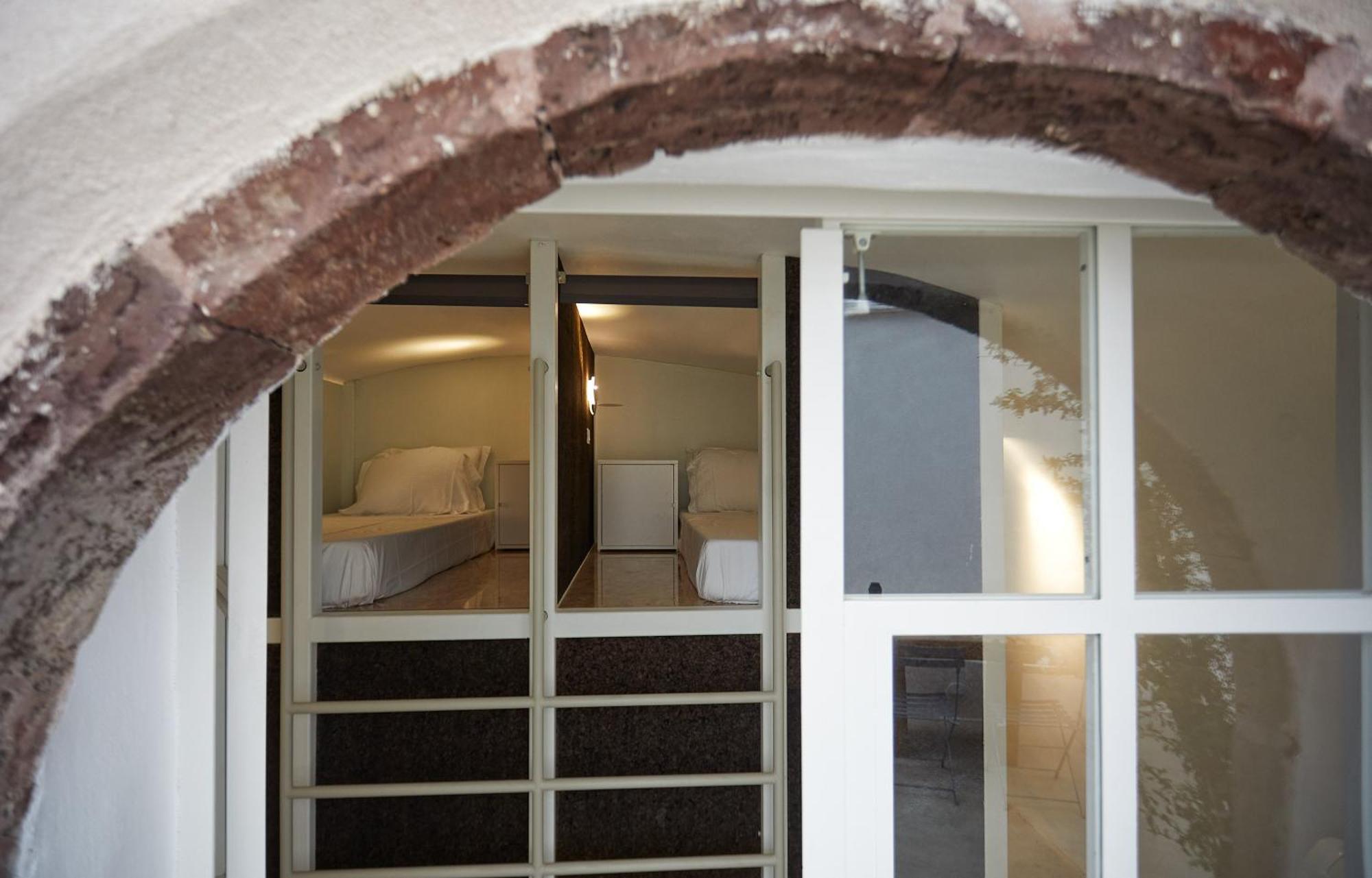 Hostel 16 Oia المظهر الخارجي الصورة