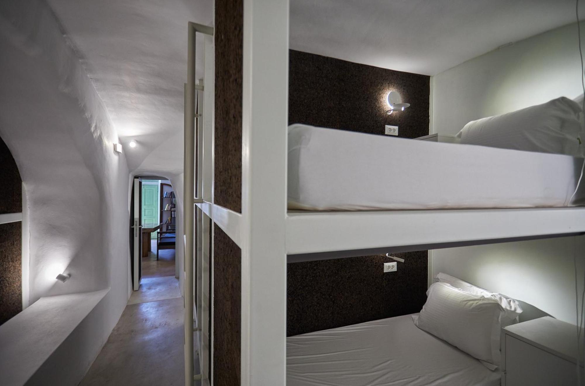 Hostel 16 Oia المظهر الخارجي الصورة