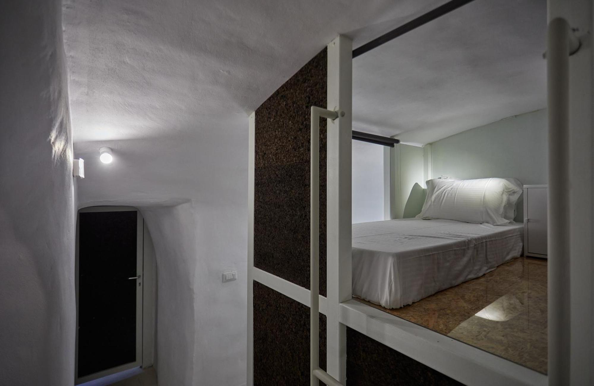 Hostel 16 Oia المظهر الخارجي الصورة